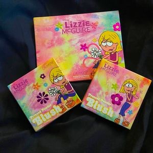 Lizzie McGuire blush set & Eyeshadow !